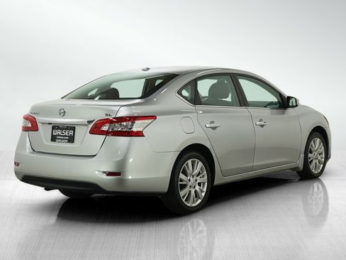 Used 2015 Nissan Sentra SL w/ SL Premium Package image 5