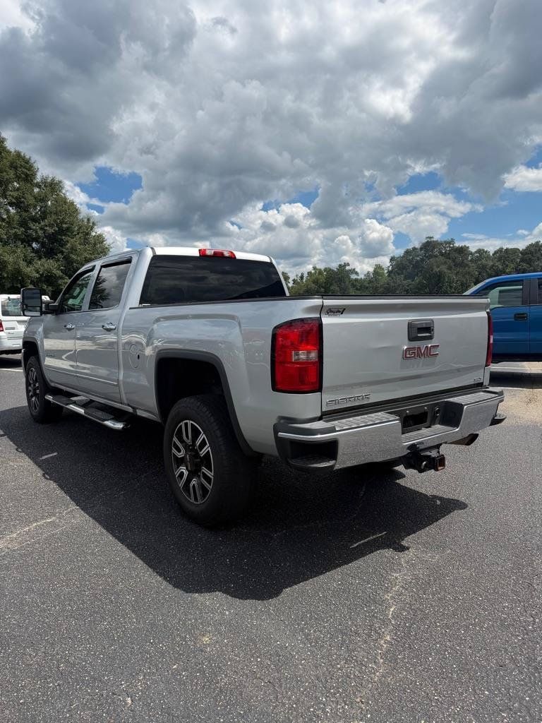 Used 2017 GMC Sierra 2500 SLT w/ Suspension Package, Off-Road AWD/4WD image 5
