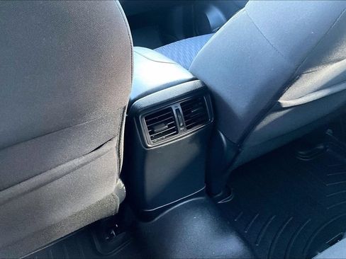 Used 2018 Nissan Rogue SV w/ Premium Package AWD/4WD image 34