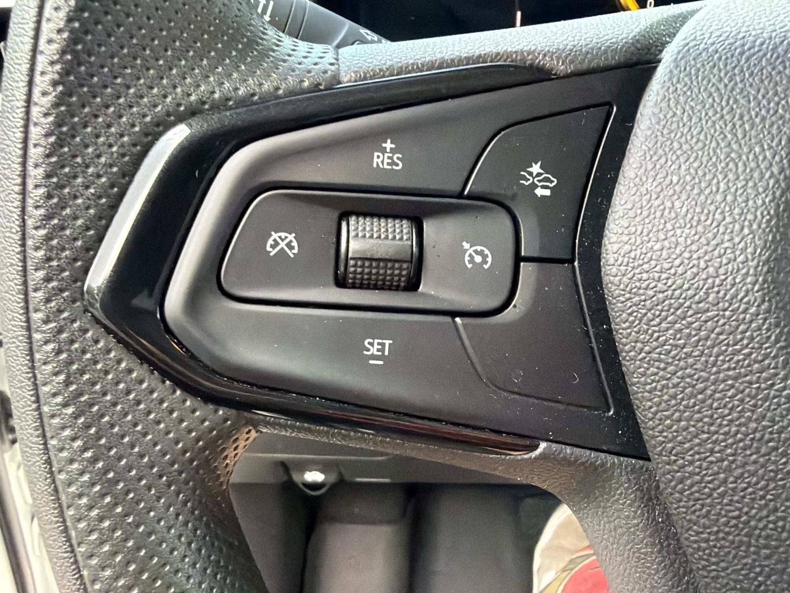 Used 2024 Chevrolet TrailBlazer LT w/ Driver Confidence Package FWD image 27