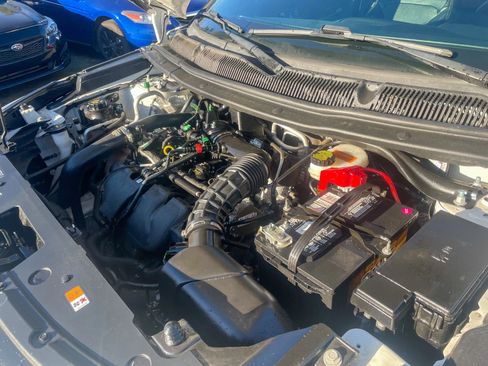 Used 2018 Ford Explorer Limited AWD/4WD image 44