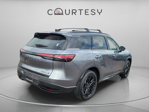 Certified 2026 INFINITI QX60 Sport w/ Dark Cargo Package AWD/4WD image 4