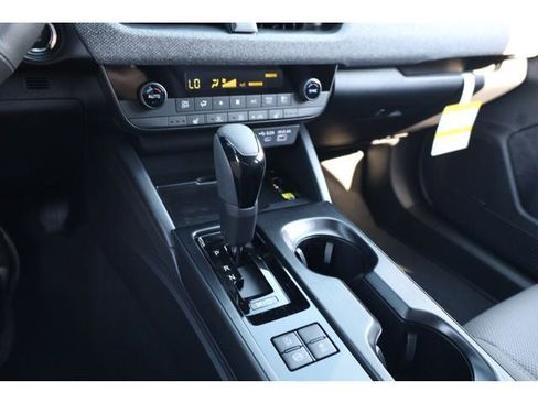 New 2026 Subaru Outback Limited AWD/4WD image 40
