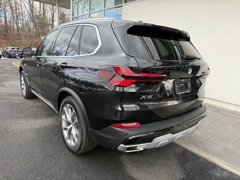 Used 2025 BMW X5 xDrive40i w/ Parking Assistance Package image 7