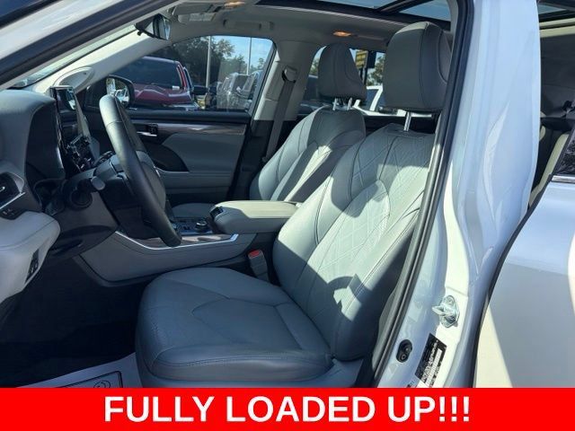 Used 2021 Toyota Highlander Platinum AWD/4WD image 14