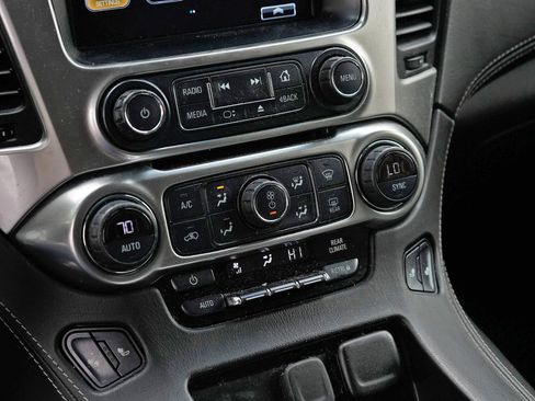 Used 2019 Chevrolet Tahoe LT image 15