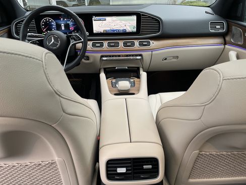 Certified 2025 Mercedes-Benz GLE 450 4MATIC image 24