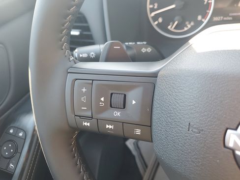 Certified 2026 Nissan Rogue SV image 28