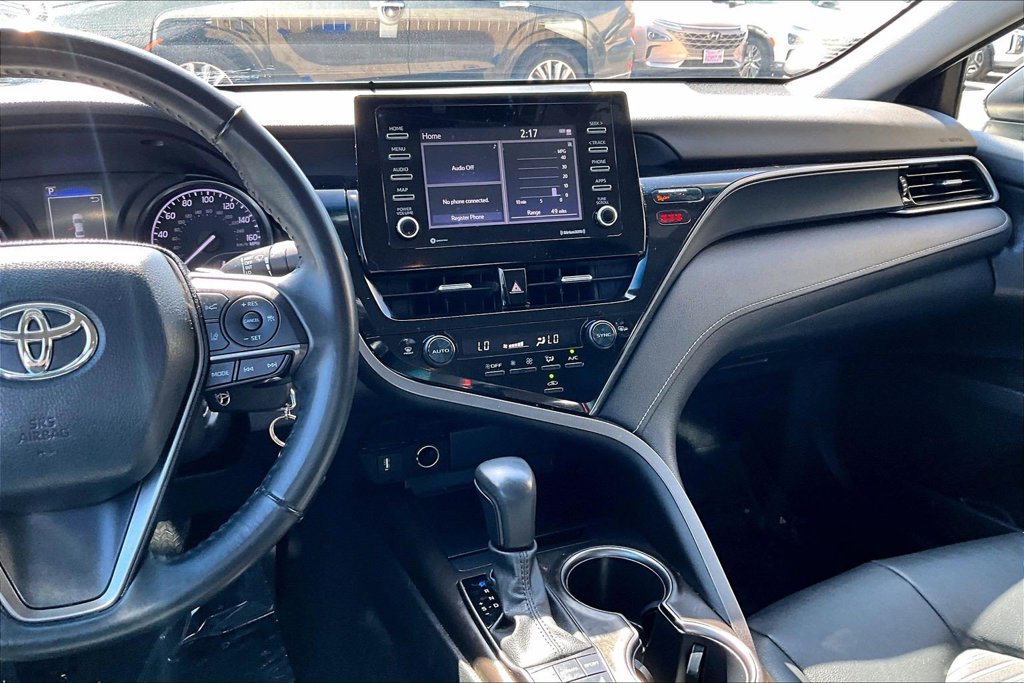 Used 2023 Toyota Camry SE FWD image 9