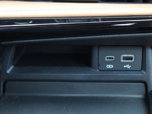 Used 2025 Lexus NX 250 FWD image 18