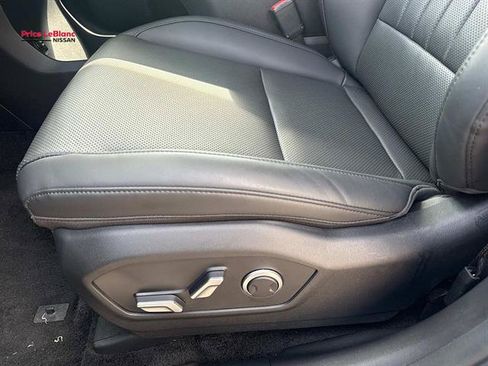 Used 2026 Hyundai Santa Fe SEL AWD/4WD image 16