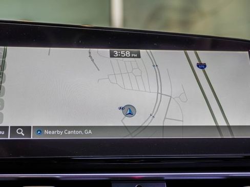 Used 2025 Hyundai Elantra Limited FWD image 32