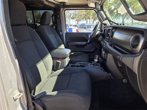 Certified 2020 Jeep Gladiator Sport w/ Quick Order Package 24S image 19