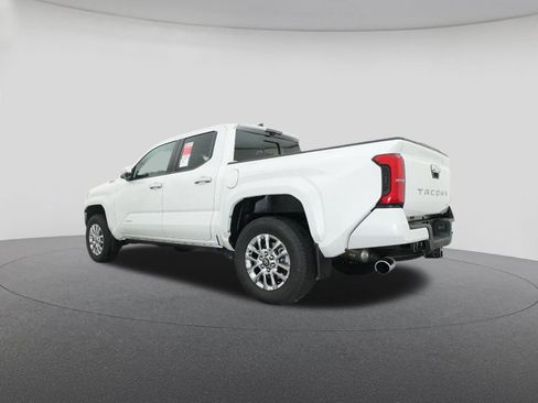 New 2025 Toyota Tacoma Limited AWD/4WD image 21