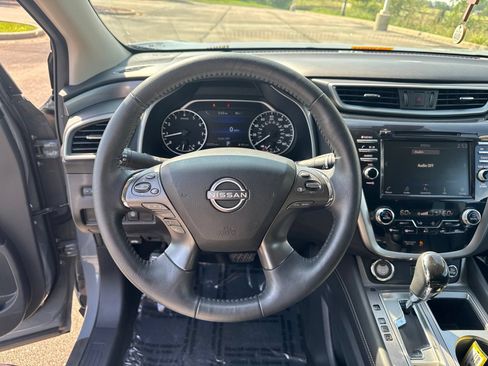 Certified 2024 Nissan Murano SV w/ SV Midnight Edition Package AWD/4WD image 18