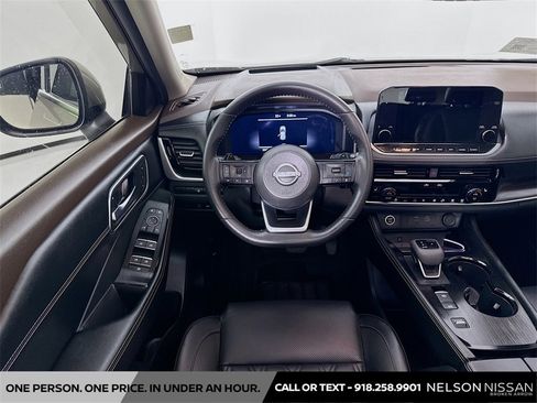 Certified 2023 Nissan Rogue Platinum w/ Platinum Premium Package image 24