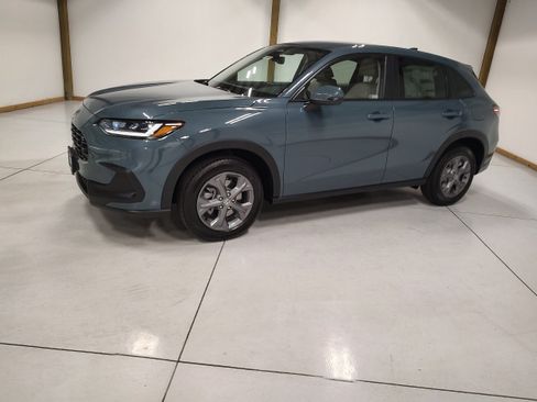 New 2026 Honda HR-V LX image 4