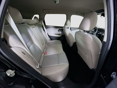 Used 2023 Nissan Rogue SV image 27