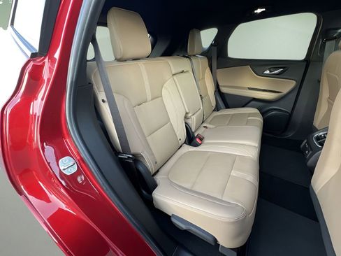 Certified 2021 Chevrolet Blazer Premier w/ Driver Confidence II Package image 27