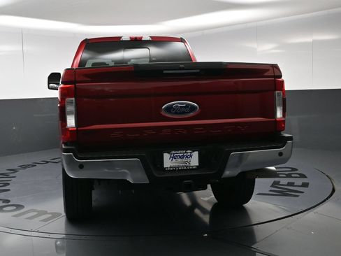 Used 2017 Ford F250 Lariat w/ Lariat Ultimate Package AWD/4WD image 8