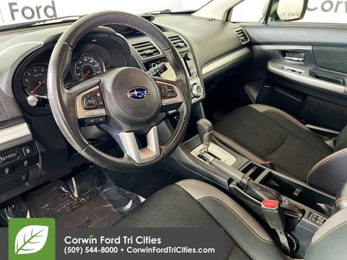 Used 2017 Subaru Crosstrek 2.0i Premium image 3
