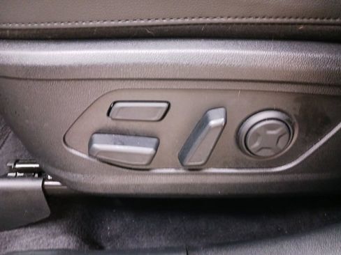 Used 2025 Kia Sorento SX Prestige image 27