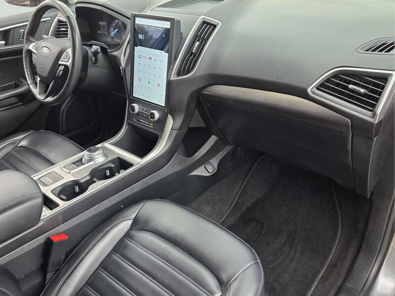 Used 2024 Ford Edge SEL AWD/4WD image 19