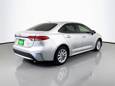 Used 2022 Toyota Corolla LE w/ LE Convenience Package FWD image 10
