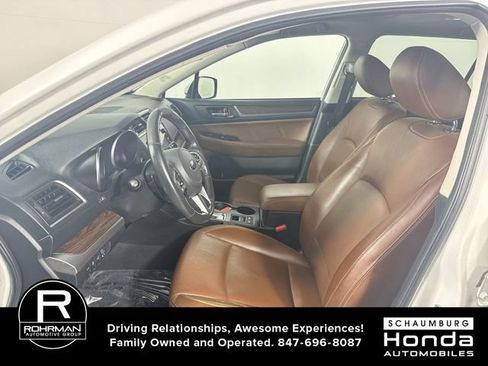 Used 2017 Subaru Outback 3.6R Touring w/ Popular Package #5A AWD/4WD image 4