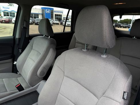 Used 2020 Honda Pilot EX image 12