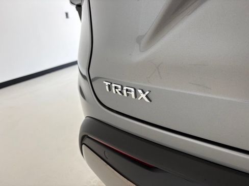 New 2026 Chevrolet Trax ACTIV w/ Sunroof Package FWD image 27