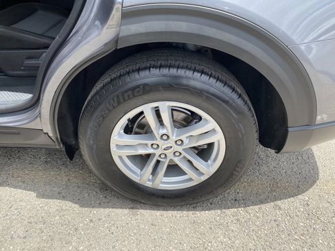 Used 2022 Ford Explorer XLT RWD image 21