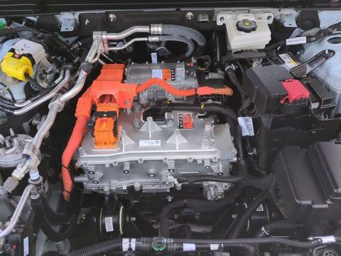 Certified 2026 Cadillac Lyriq Sport AWD/4WD image 27