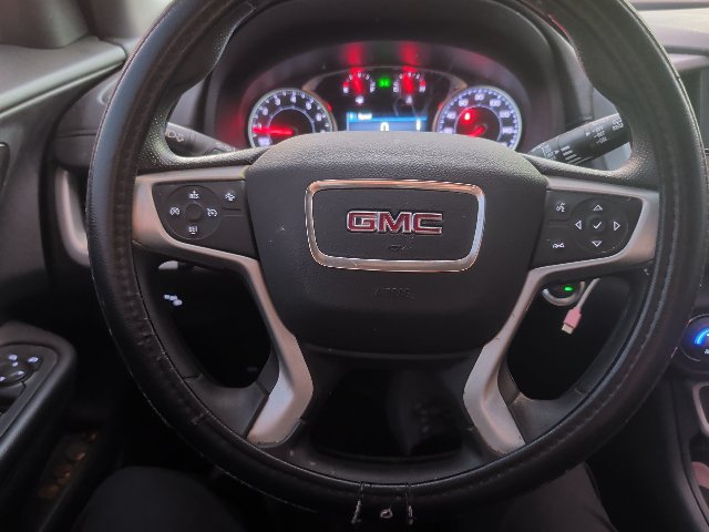 Used 2022 GMC Terrain SLE w/ Driver Convenience Package FWD image 16