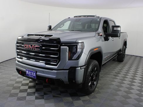 Used 2025 GMC Sierra 2500 AT4 w/ AT4 Premium Plus Package AWD/4WD image 27