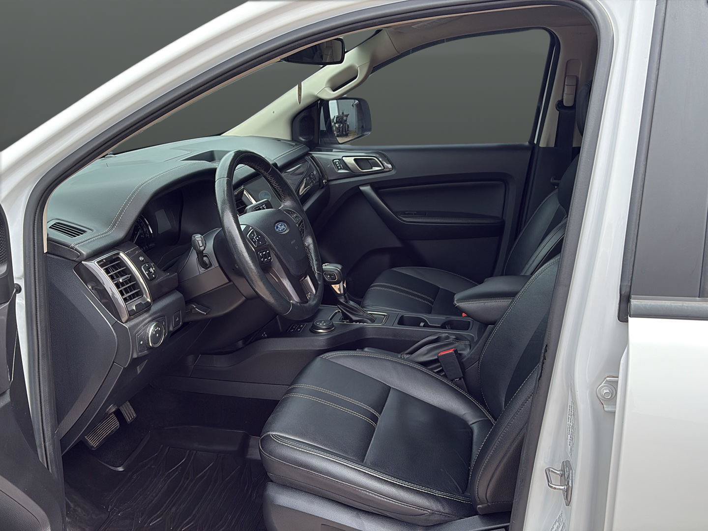 Used 2021 Ford Ranger Lariat w/ FX4 Off-Road Package AWD/4WD image 9