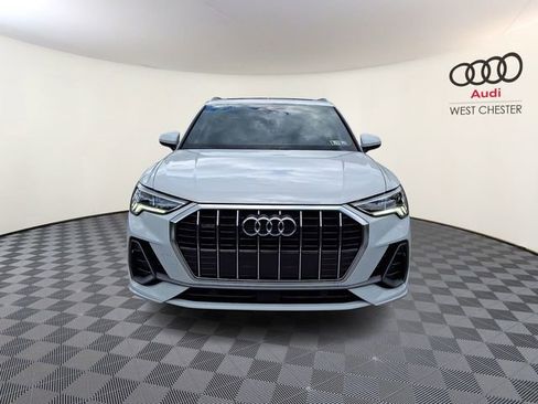 Certified 2023 Audi Q3 2.0T Premium w/ 19" Wheel Package AWD/4WD image 2