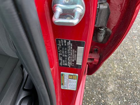 Used 2025 Hyundai Elantra SEL image 30