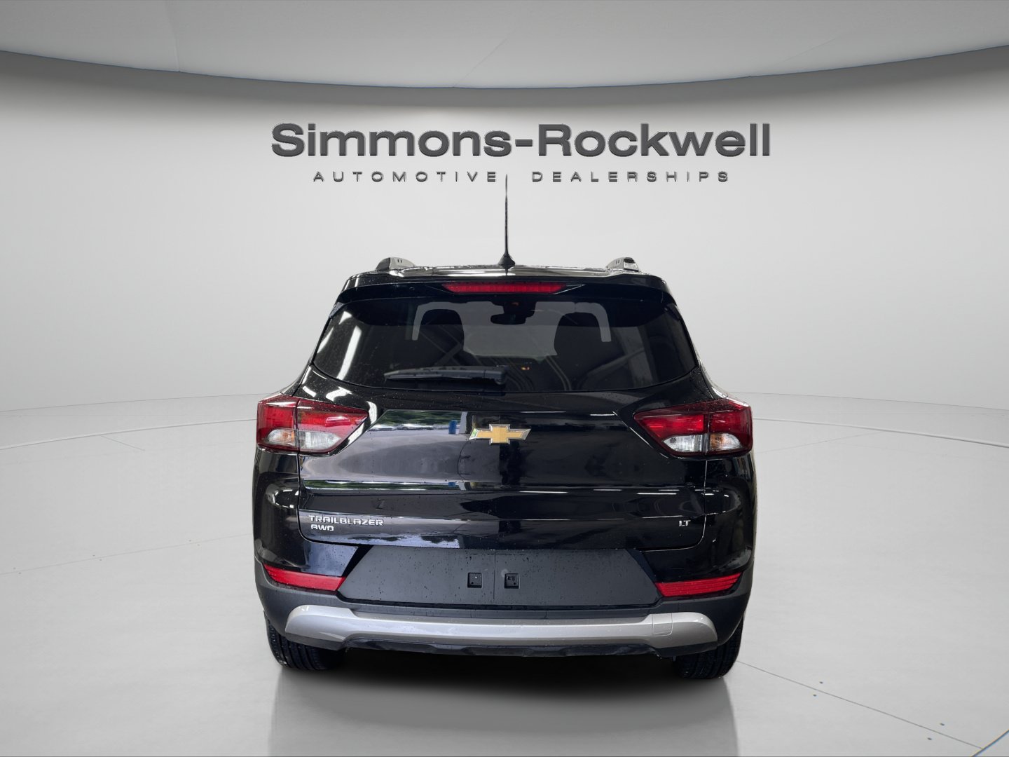 Used 2025 Chevrolet TrailBlazer LT AWD/4WD image 4
