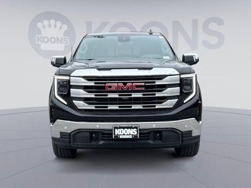 New 2026 GMC Sierra 1500 SLE w/ Preferred Package image 11