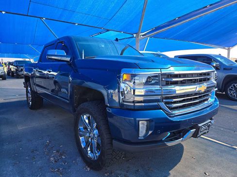 Used 2017 Chevrolet Silverado 1500 High Country image 2