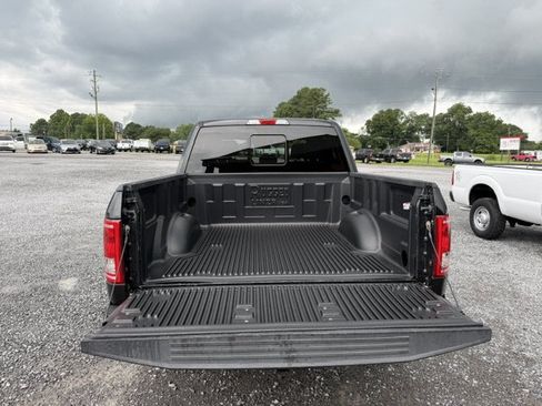 Used 2015 Ford F150 XLT w/ Equipment Group 302A Luxury AWD/4WD image 14