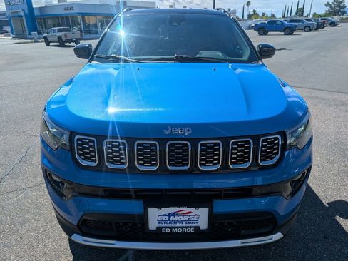 Used 2025 Jeep Compass Limited AWD/4WD image 8