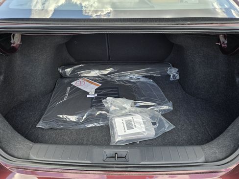 Used 2025 Nissan Sentra SV w/ SV Premium Package FWD image 7