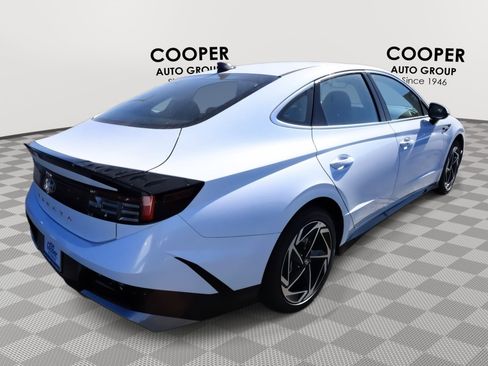 New 2026 Hyundai Sonata SEL FWD image 7