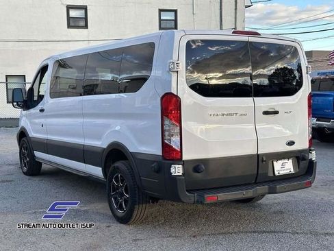 Used 2017 Ford Transit 350 XLT image 7