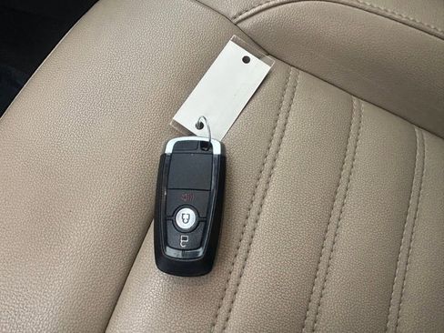 Certified 2022 Ford Edge SEL image 41