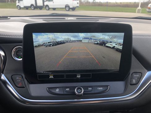 Used 2025 Chevrolet Blazer LT AWD/4WD image 28