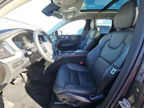 Certified 2025 Volvo XC60 B5 Plus image 5