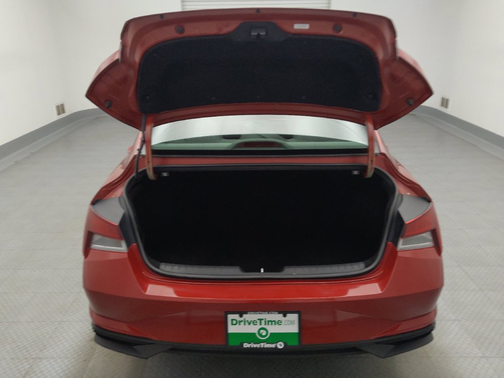 Used 2023 Hyundai Elantra SEL w/ Cargo Package FWD image 29